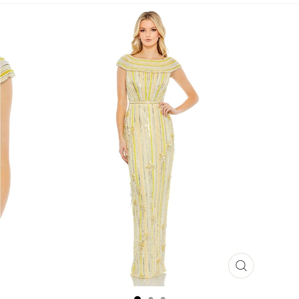 Mac Duggal
Crew neckline
Fully lined through body
Back zipper
Style #93753